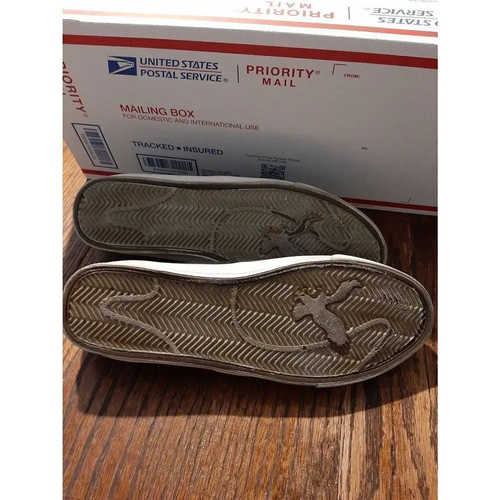 American Eagle Outfitters good used